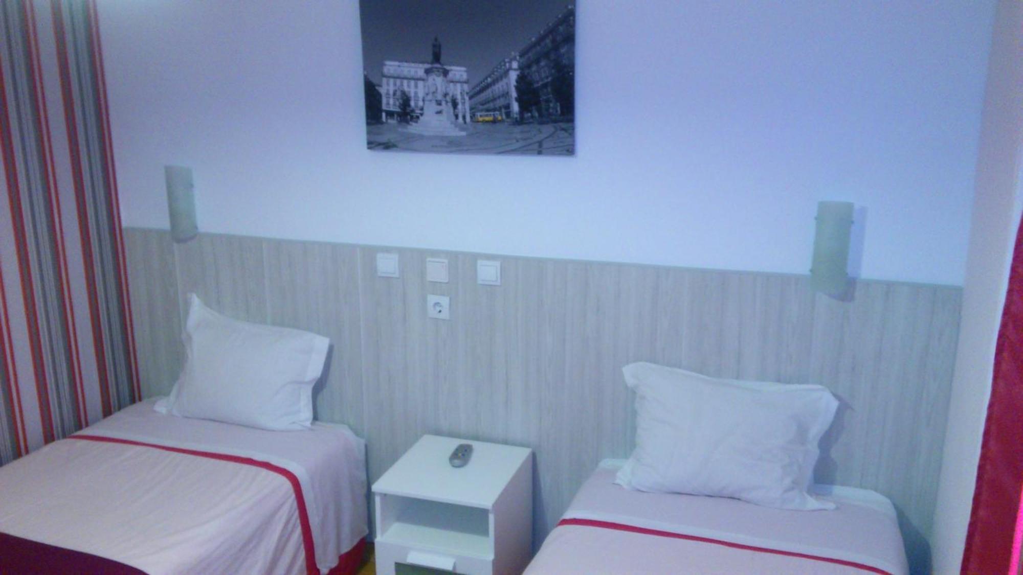 Pensao Estacao Central Lisbon Bilik gambar